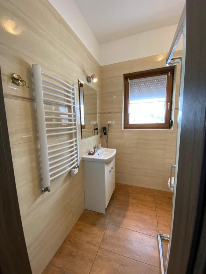Dom Nad Brennica Pokoje I Apartamenty 布伦纳 外观 照片